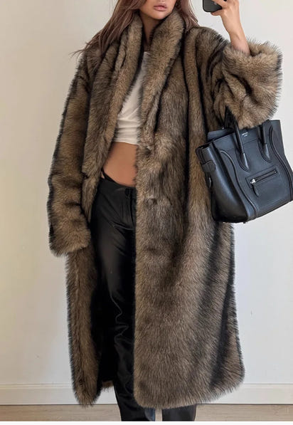 Chic Luxe Faux Fur Coat™